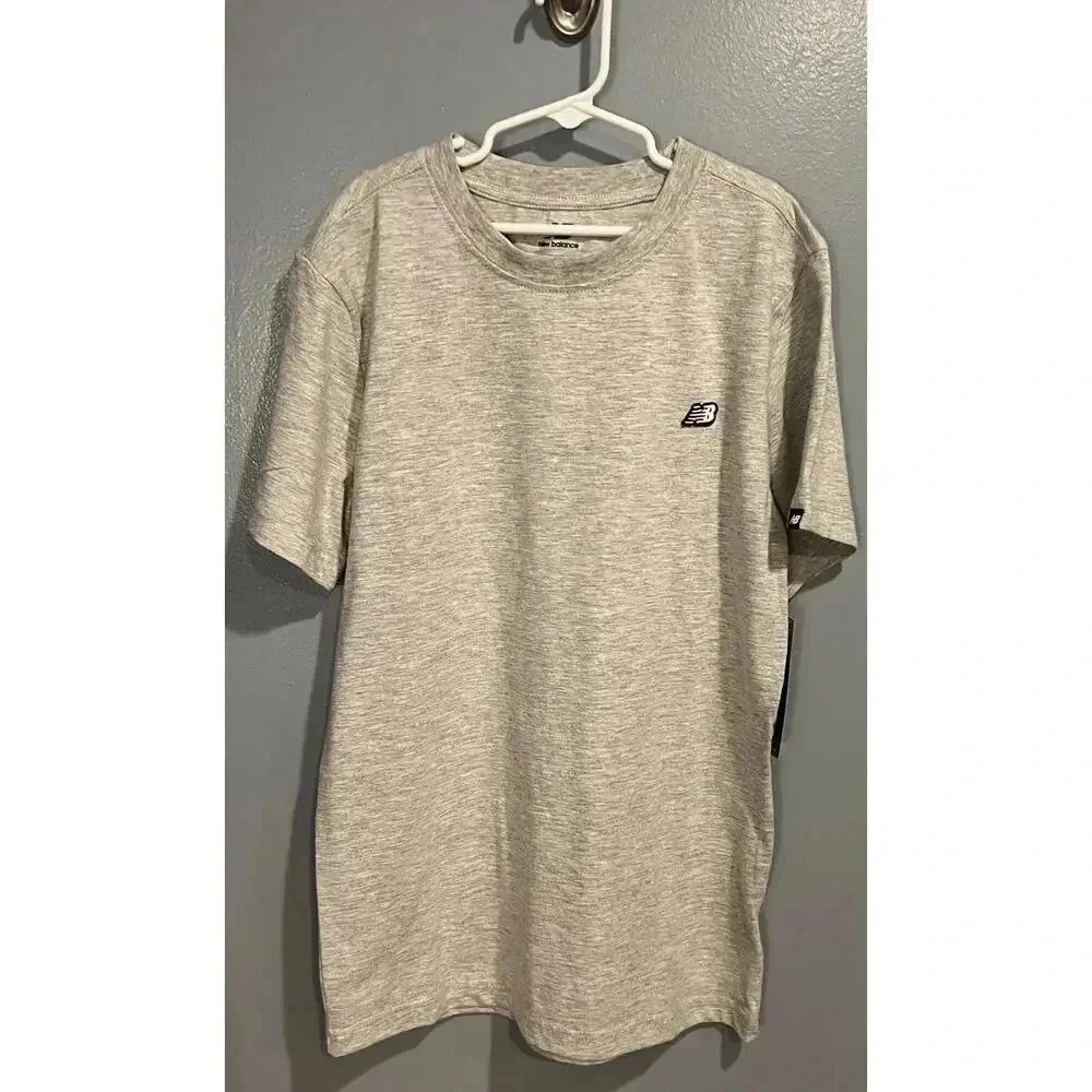 NWT New Balance Youth T-Shirt - Size Extra Large (18/20) - Picture 1 of 5